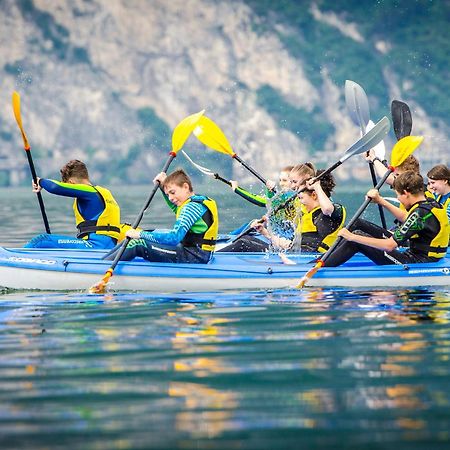 Appartamenti Vasco Renna Surf Center Torbole Sul Garda Εξωτερικό φωτογραφία