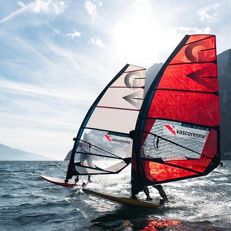 Appartamenti Vasco Renna Surf Center Torbole Sul Garda Εξωτερικό φωτογραφία